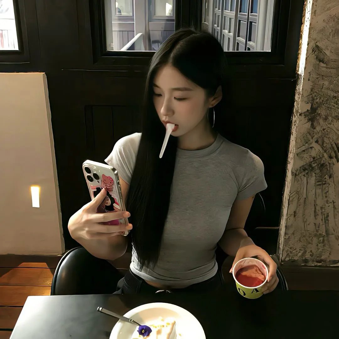 罗西与莫妮卡之骊靬情